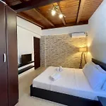 Summer Breeze Villa *